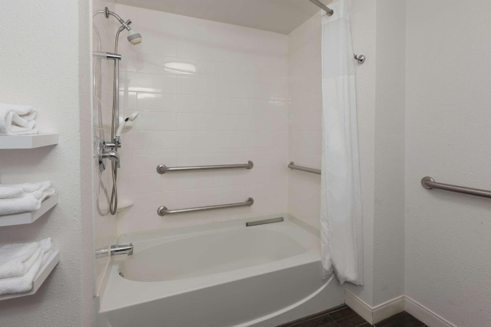 Hampton Inn By Hilton Waterbury